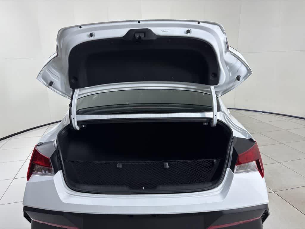 Thumbnail: 2026 Hyundai Elantra - 23