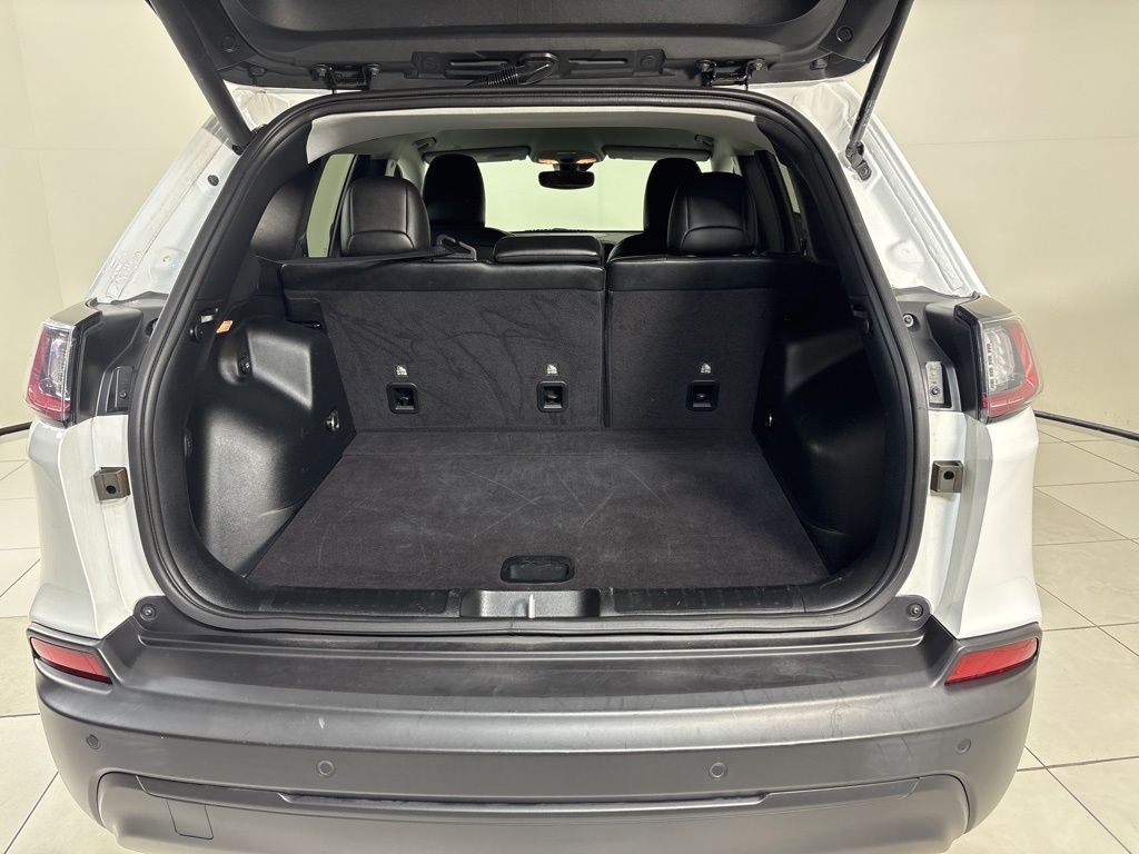 Thumbnail: 2023 Jeep Cherokee - 22