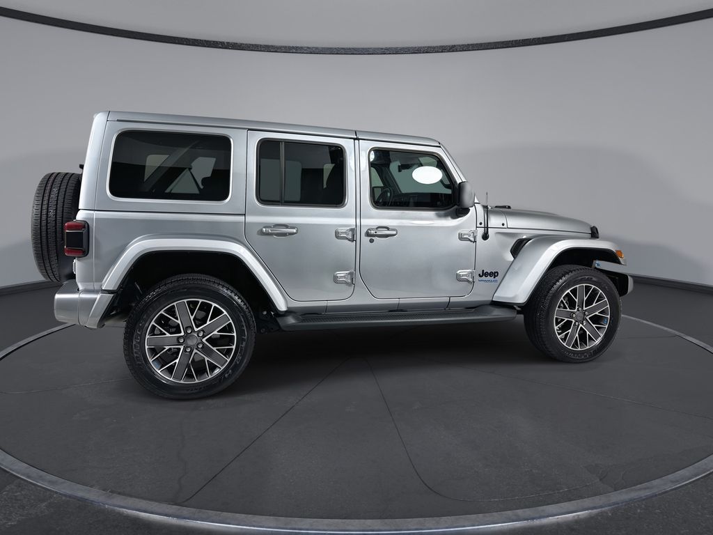2022 Jeep Wrangler Unlimited High Altitude 4XE - Photo 9