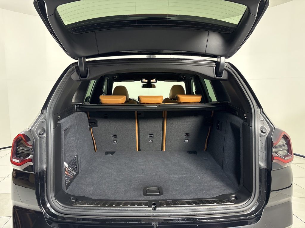 Thumbnail: 2023 BMW X3 - 28