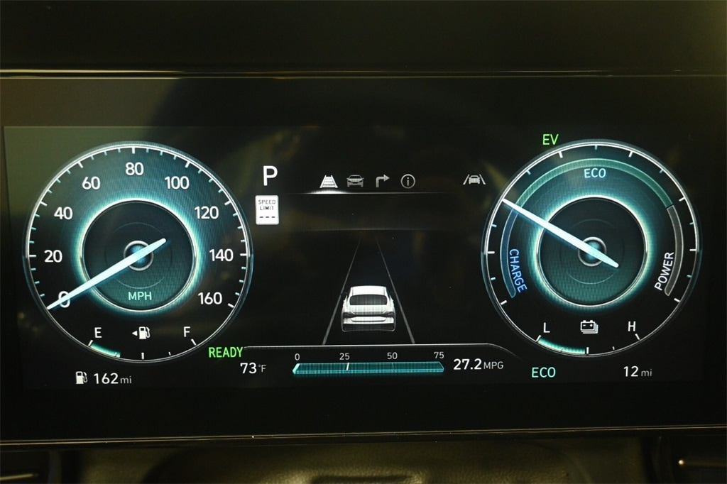 Thumbnail: 2025 Hyundai Elantra - 17