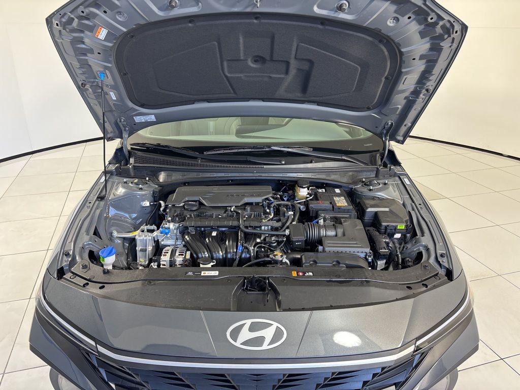 Thumbnail: 2026 Hyundai Elantra - 11