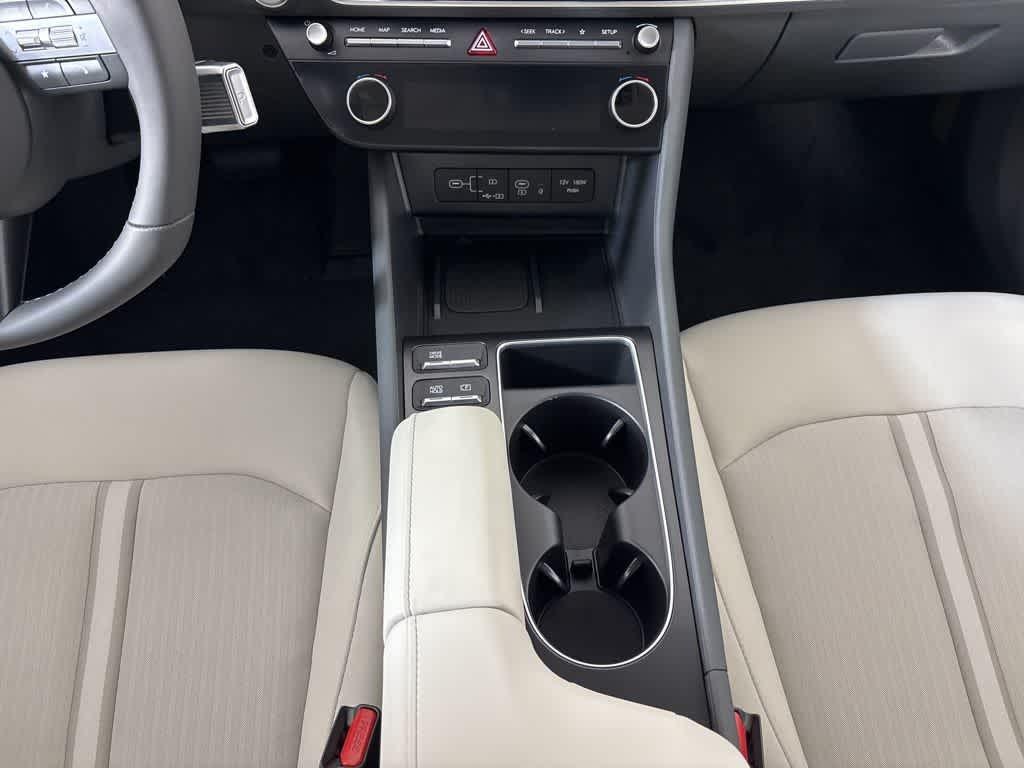 Thumbnail: 2025 Hyundai Sonata - 22