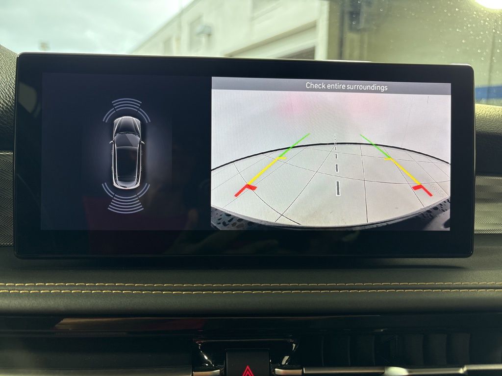 Thumbnail: 2024 Alfa Romeo Tonale - 35