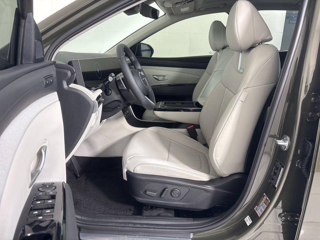 Thumbnail: 2026 Hyundai Tucson - 14