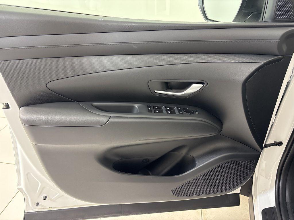 Thumbnail: 2026 Hyundai Tucson - 16