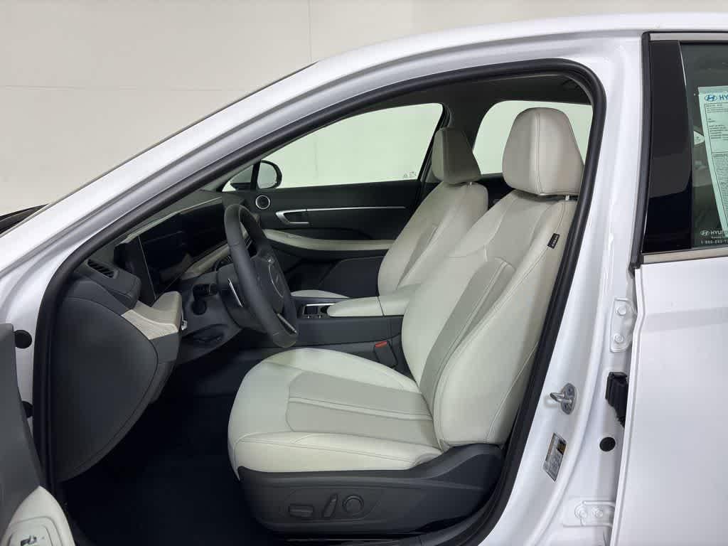 Thumbnail: 2025 Hyundai Sonata - 15