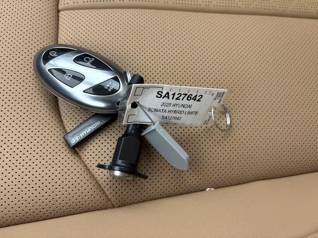 Thumbnail: 2025 Hyundai Sonata - 28