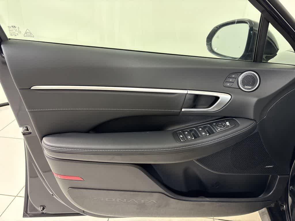 Thumbnail: 2025 Hyundai Sonata - 16