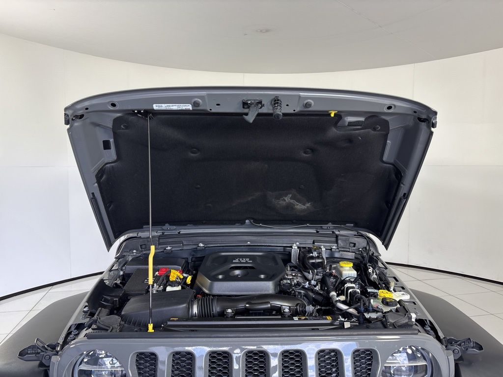 Thumbnail: 2021 Jeep Wrangler - 11