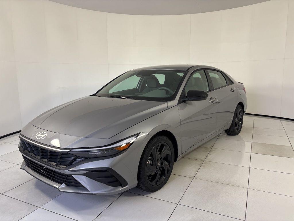 New 2026 Hyundai Elantra SEL Sport Sedan