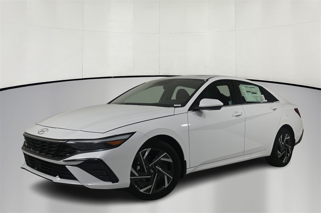 Thumbnail: 2025 Hyundai Elantra - 3