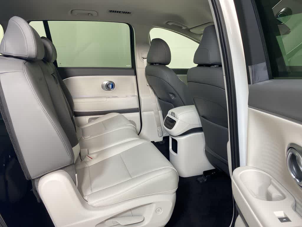 Thumbnail: 2026 Hyundai Ioniq - 18