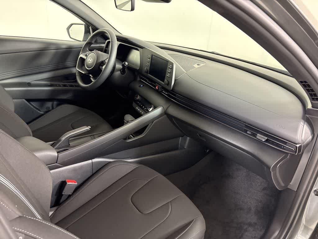 Thumbnail: 2026 Hyundai Elantra - 13