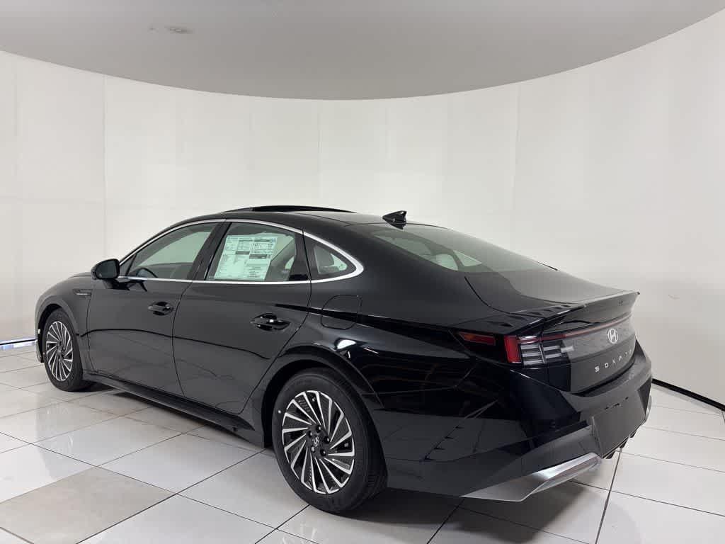 Thumbnail: 2025 Hyundai Sonata - 3