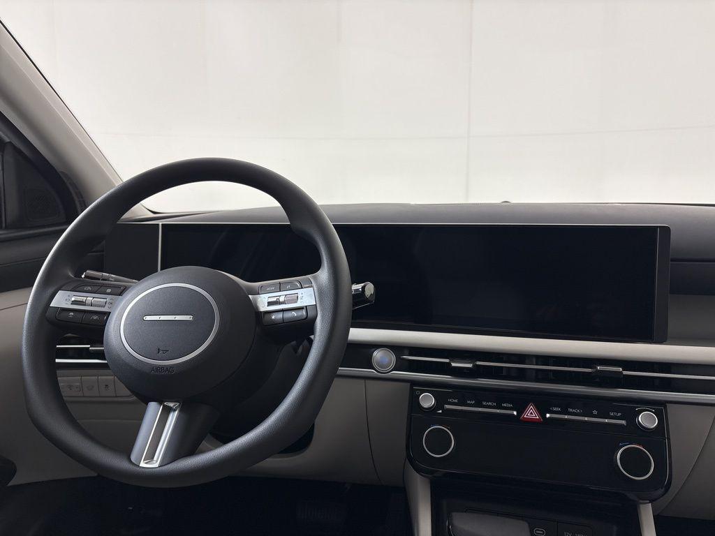 Thumbnail: 2026 Hyundai Tucson - 21