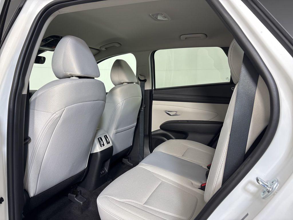 Thumbnail: 2026 Hyundai Tucson - 17