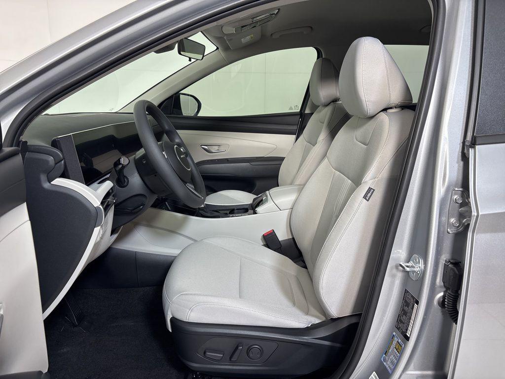 Thumbnail: 2026 Hyundai Tucson - 14