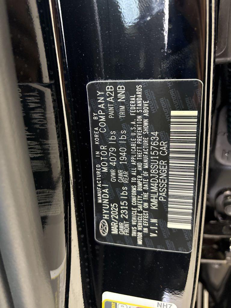 Thumbnail: 2025 Hyundai Elantra - 10