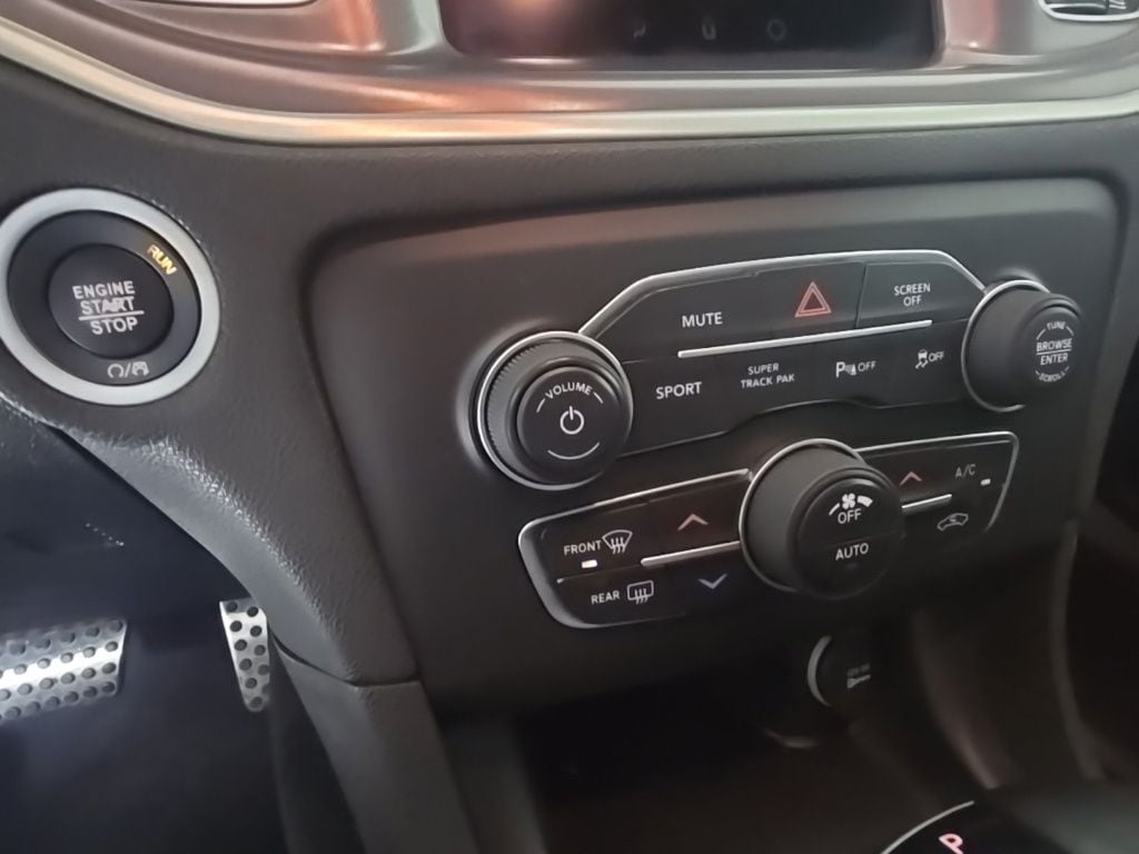 Thumbnail: 2021 Dodge Charger - 17