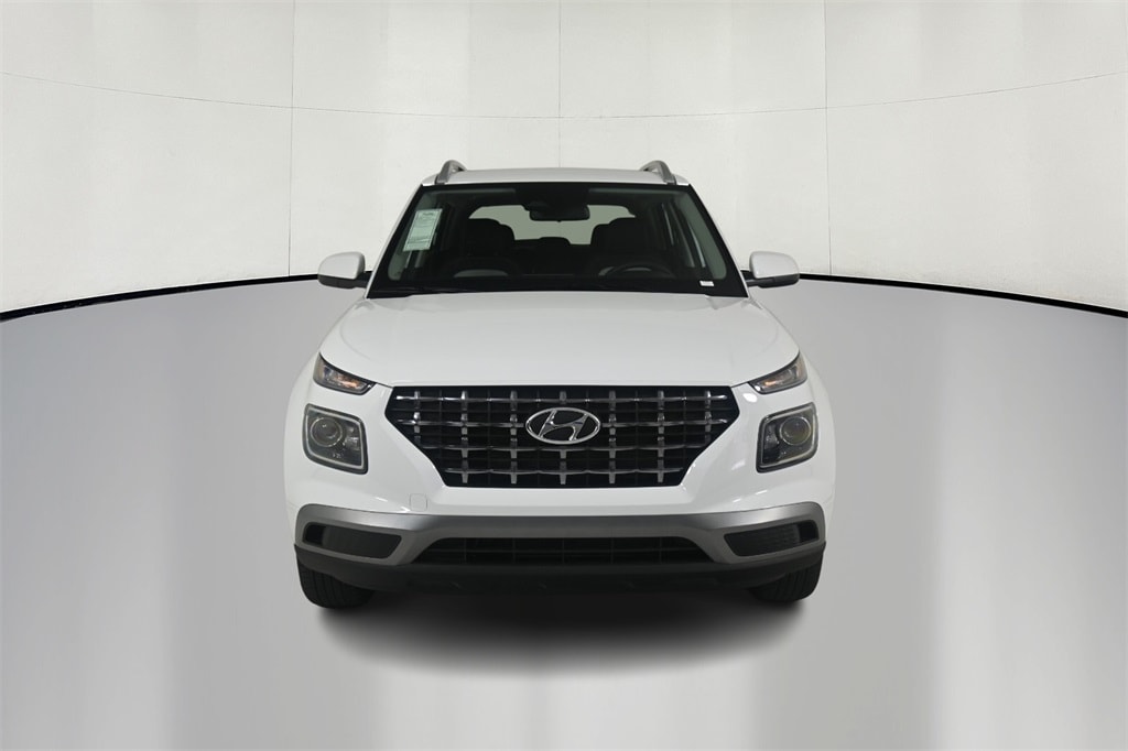 Thumbnail: 2025 Hyundai Venue - 2