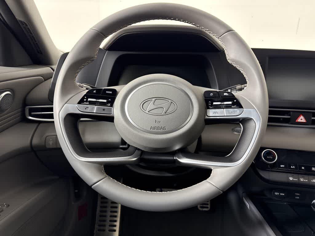 Thumbnail: 2025 Hyundai Elantra - 20