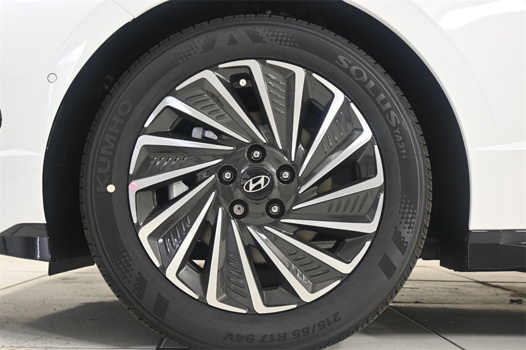 Thumbnail: 2025 Hyundai Sonata - 9