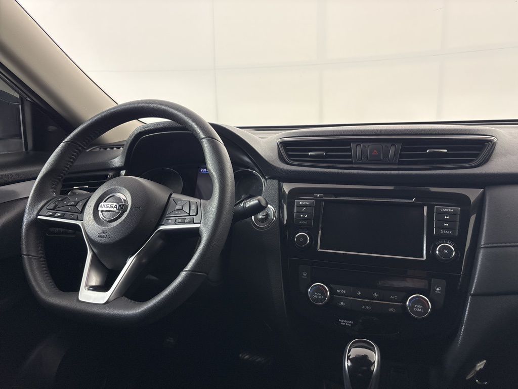 Thumbnail: 2020 Nissan Rogue - 23
