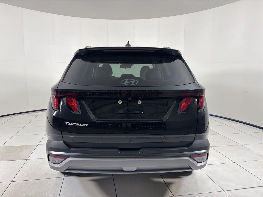 Thumbnail: 2026 Hyundai Tucson - 4