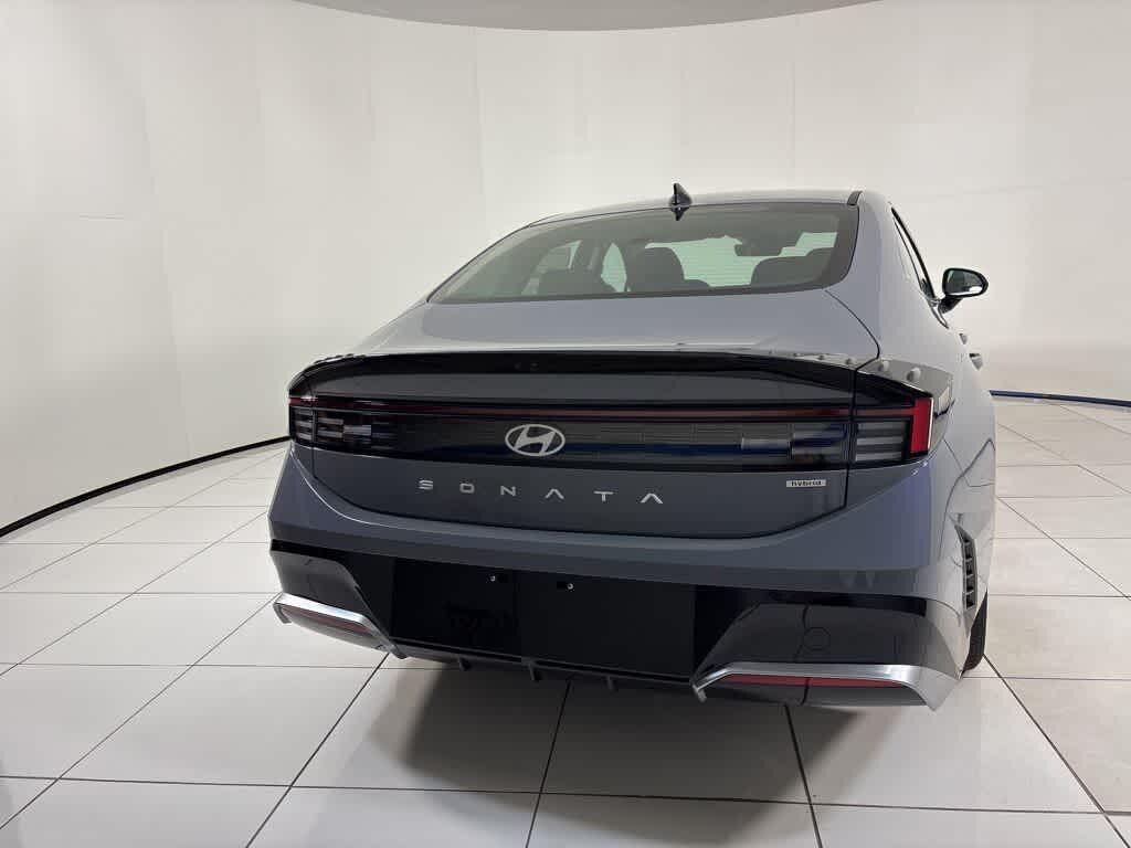 New 2025 Hyundai Sonata Hybrid SEL Sedan