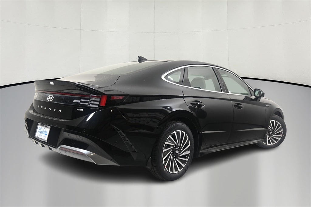 Thumbnail: 2024 Hyundai Sonata - 7