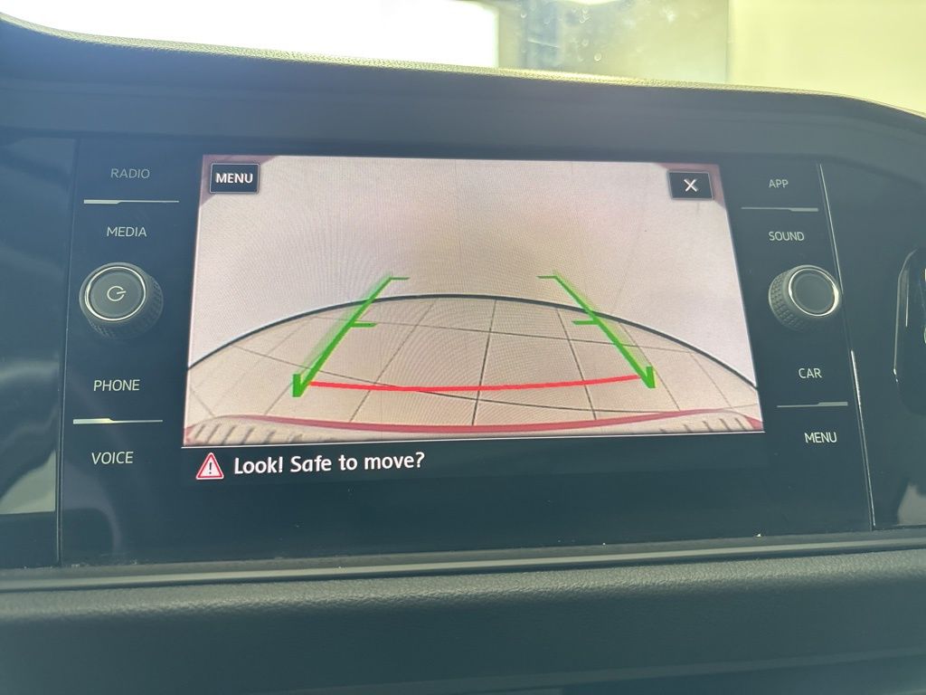 Thumbnail: 2019 Volkswagen Jetta - 32