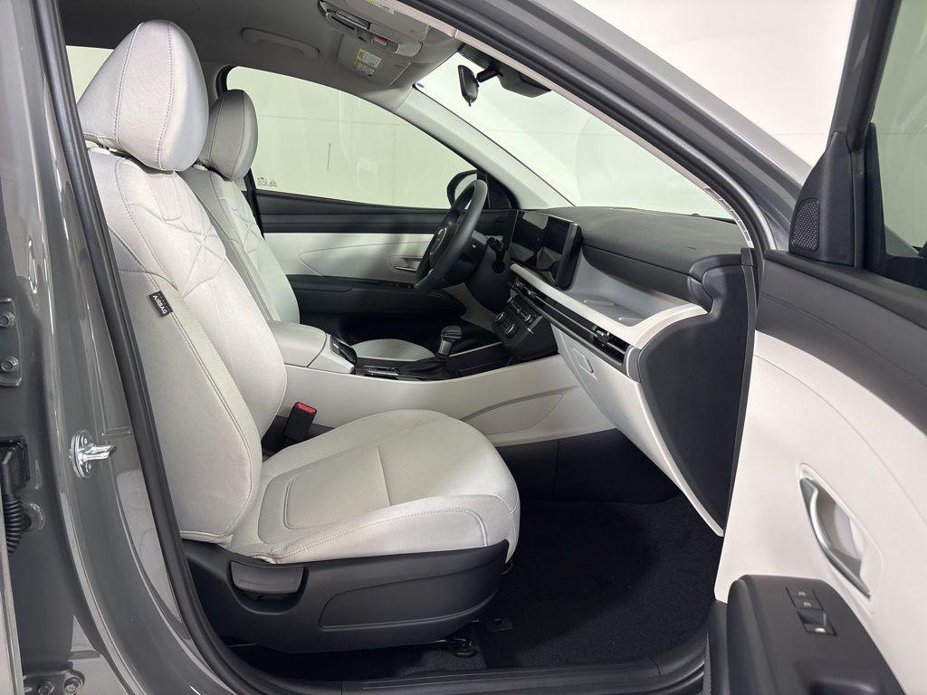 Thumbnail: 2026 Hyundai Tucson - 12