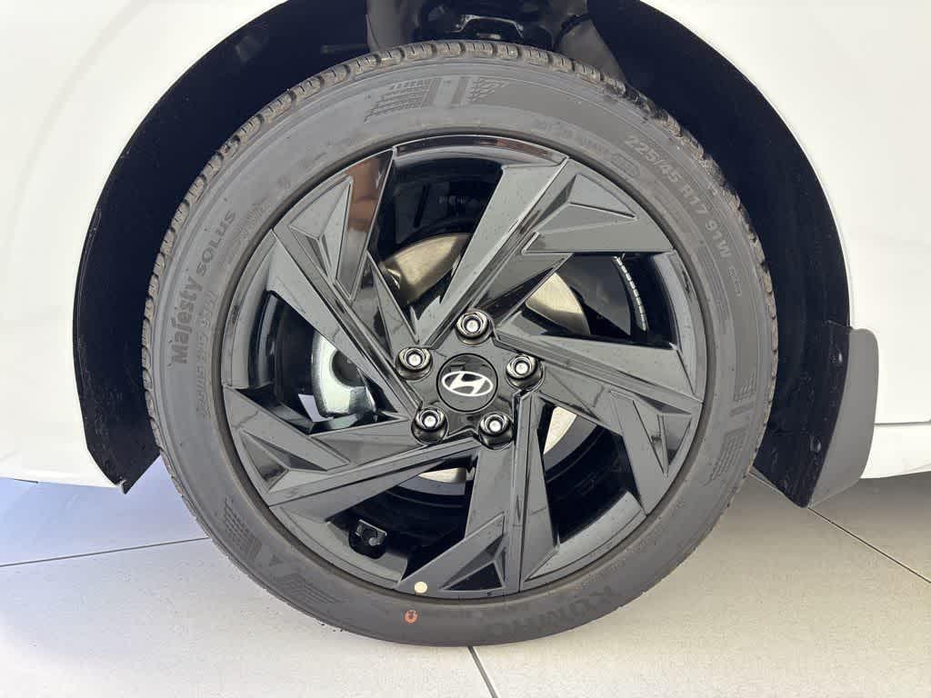 Thumbnail: 2026 Hyundai Elantra - 9