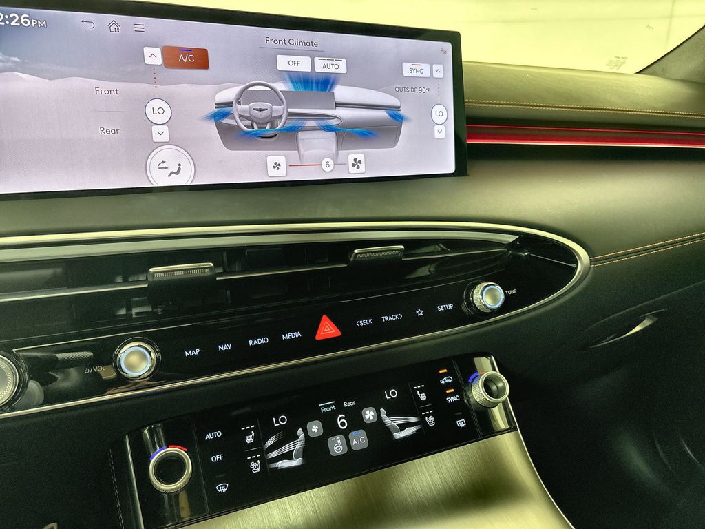 2026 GENESIS GV70 Sport Advanced - Photo 17
