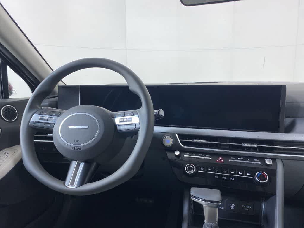 Thumbnail: 2025 Hyundai Sonata - 21