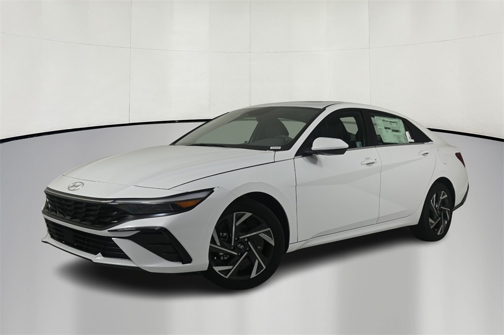 Thumbnail: 2025 Hyundai Elantra - 3