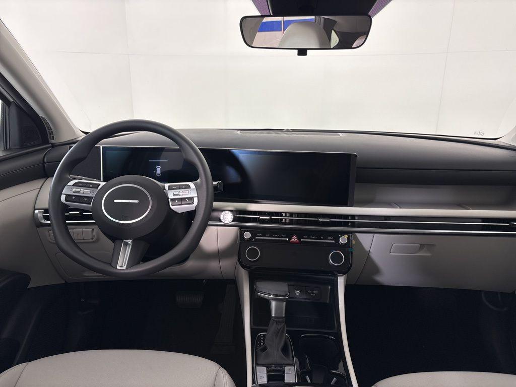 Thumbnail: 2026 Hyundai Tucson - 16