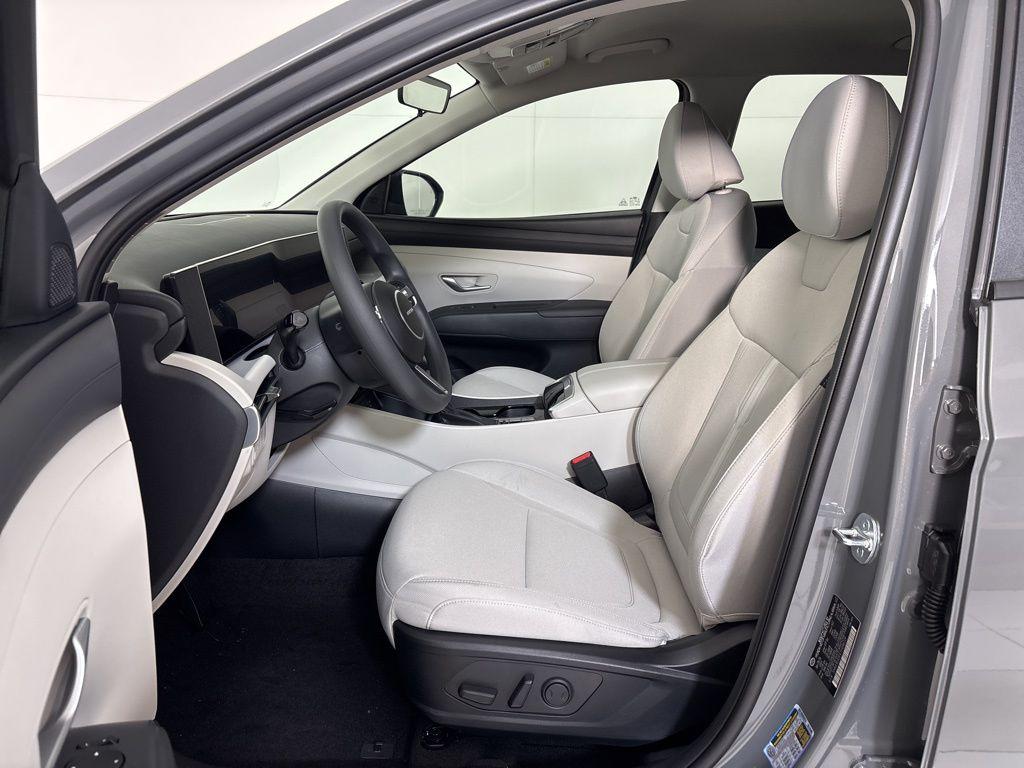 Thumbnail: 2026 Hyundai Tucson - 14