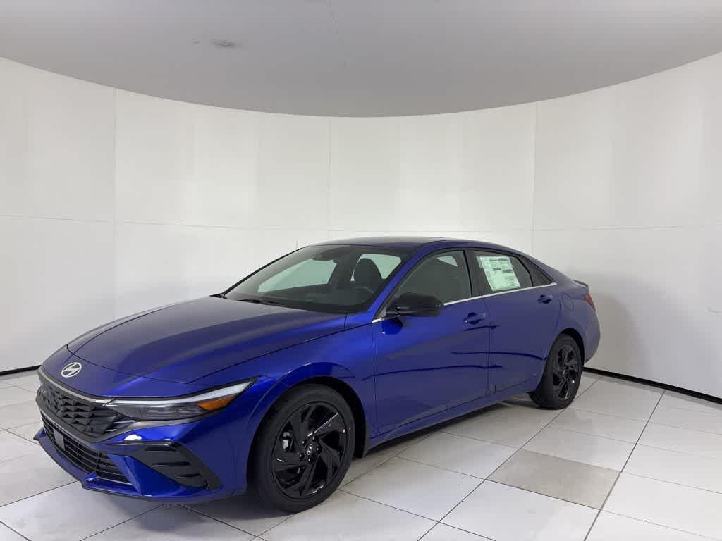 New 2026 Hyundai Elantra SEL Sport Premium Sedan