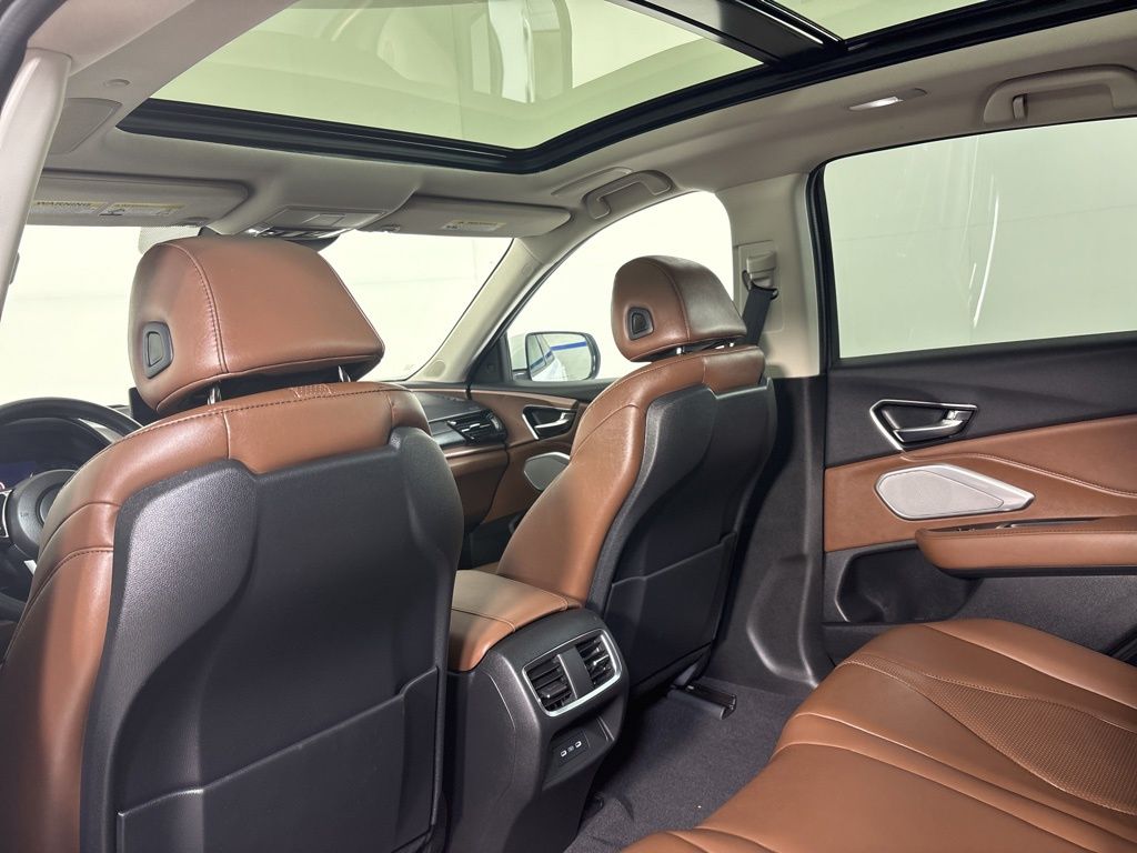 Thumbnail: 2022 Acura RDX - 17