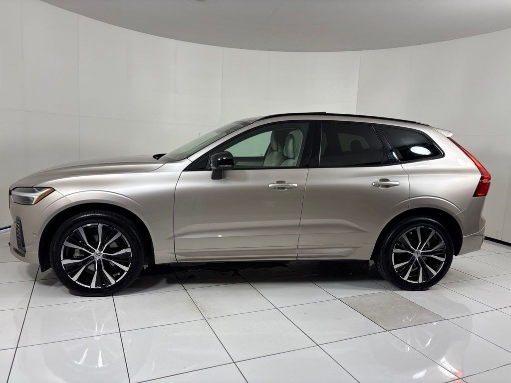 Used 2023 Volvo XC60 B5 Plus Dark Theme SUV