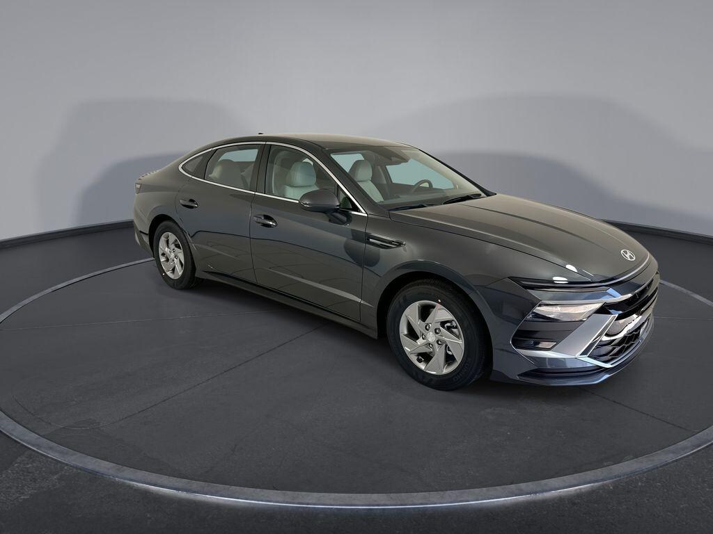 New 2026 Hyundai Sonata SE Sedan