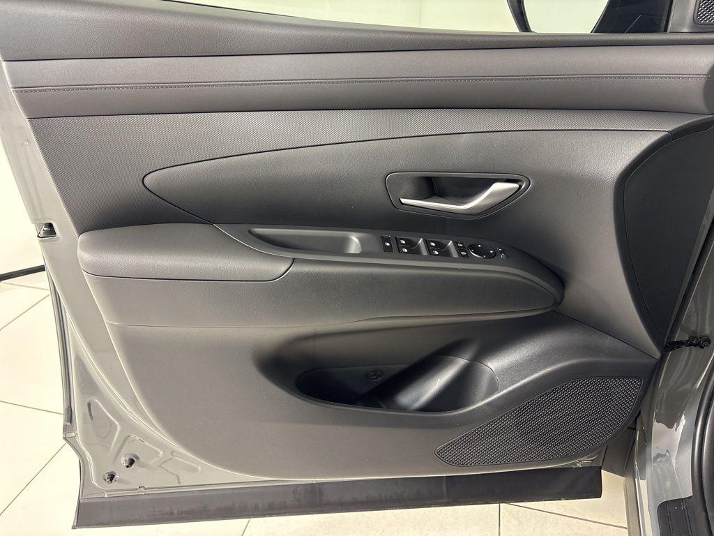 Thumbnail: 2026 Hyundai Tucson - 16