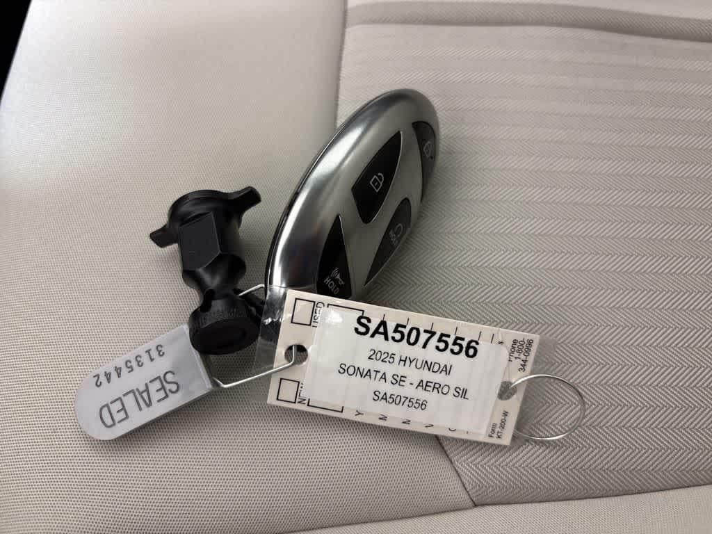 Thumbnail: 2025 Hyundai Sonata - 28