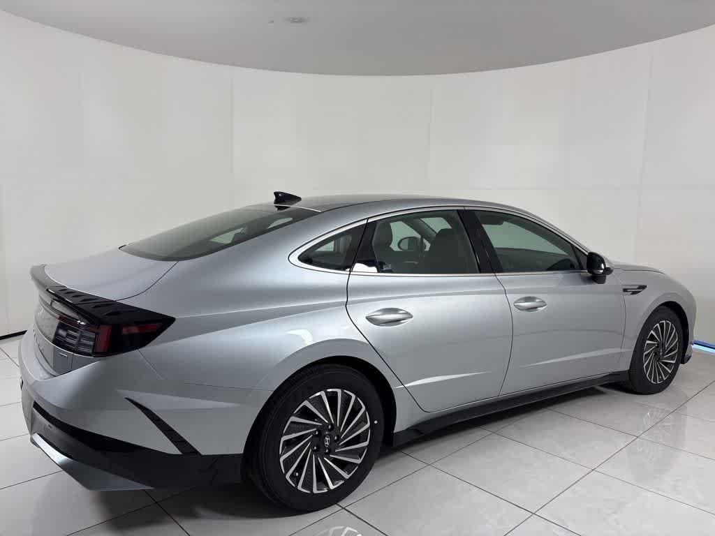 Thumbnail: 2025 Hyundai Sonata - 5