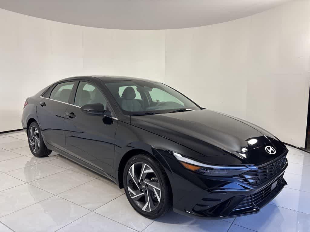 Thumbnail: 2025 Hyundai Elantra - 7