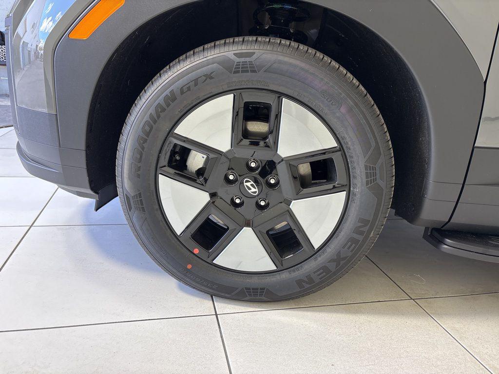 Thumbnail: 2026 Hyundai Santa Fe - 9