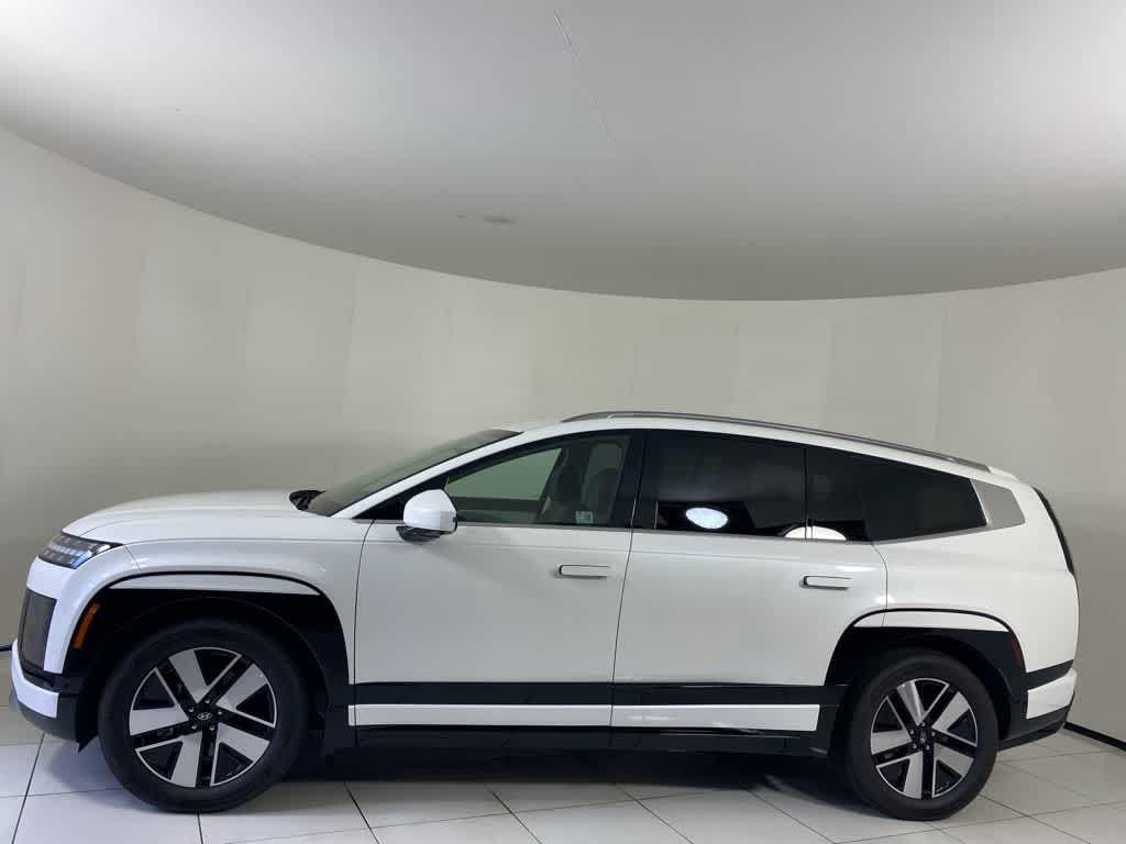 New 2026 Hyundai IONIQ 9 SEL SUV