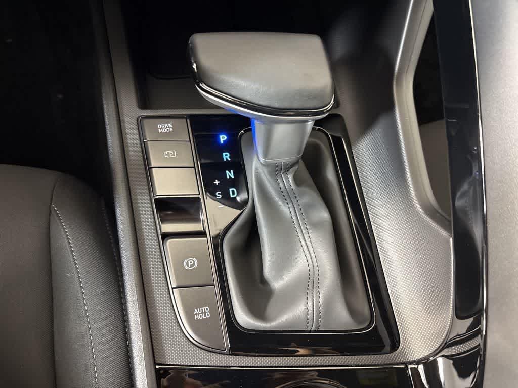 Thumbnail: 2025 Hyundai Elantra - 27